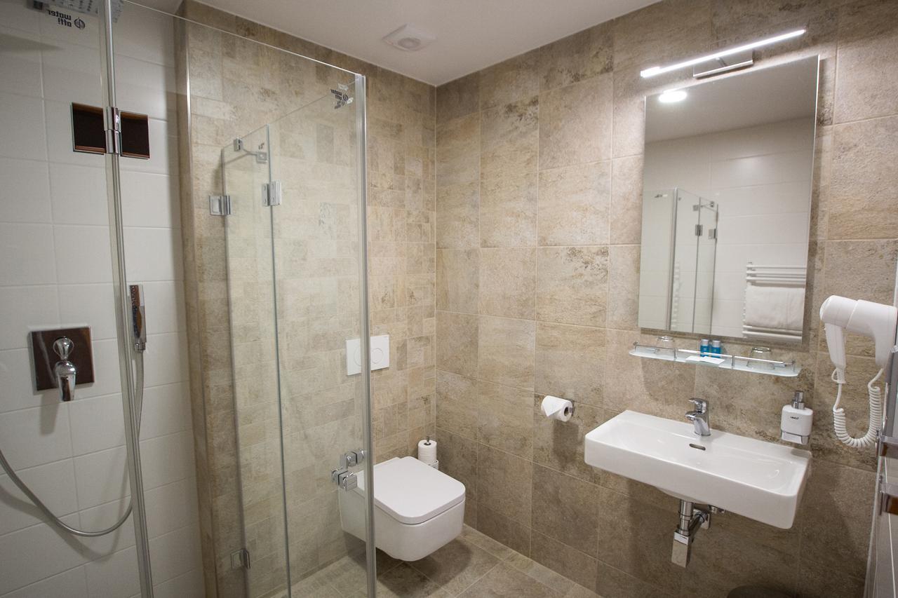 Hotel Pod Vezi Strážnice المظهر الخارجي الصورة